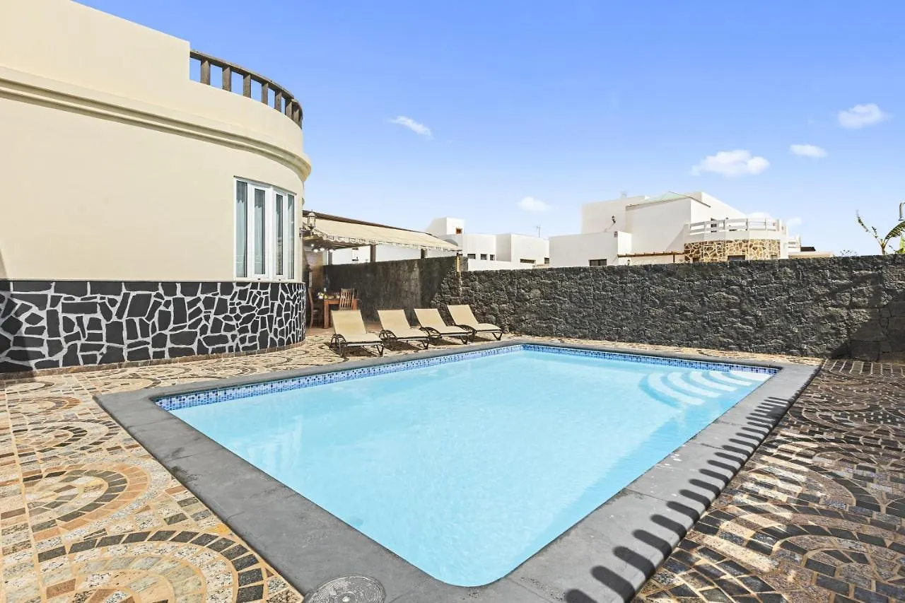 Villa Portugal - Vipvipvillas Tahiche Spain